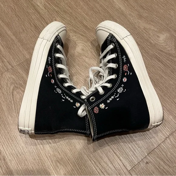 Chuck Taylor All Star Things To Grow (Spring) - Picture 4 of 8